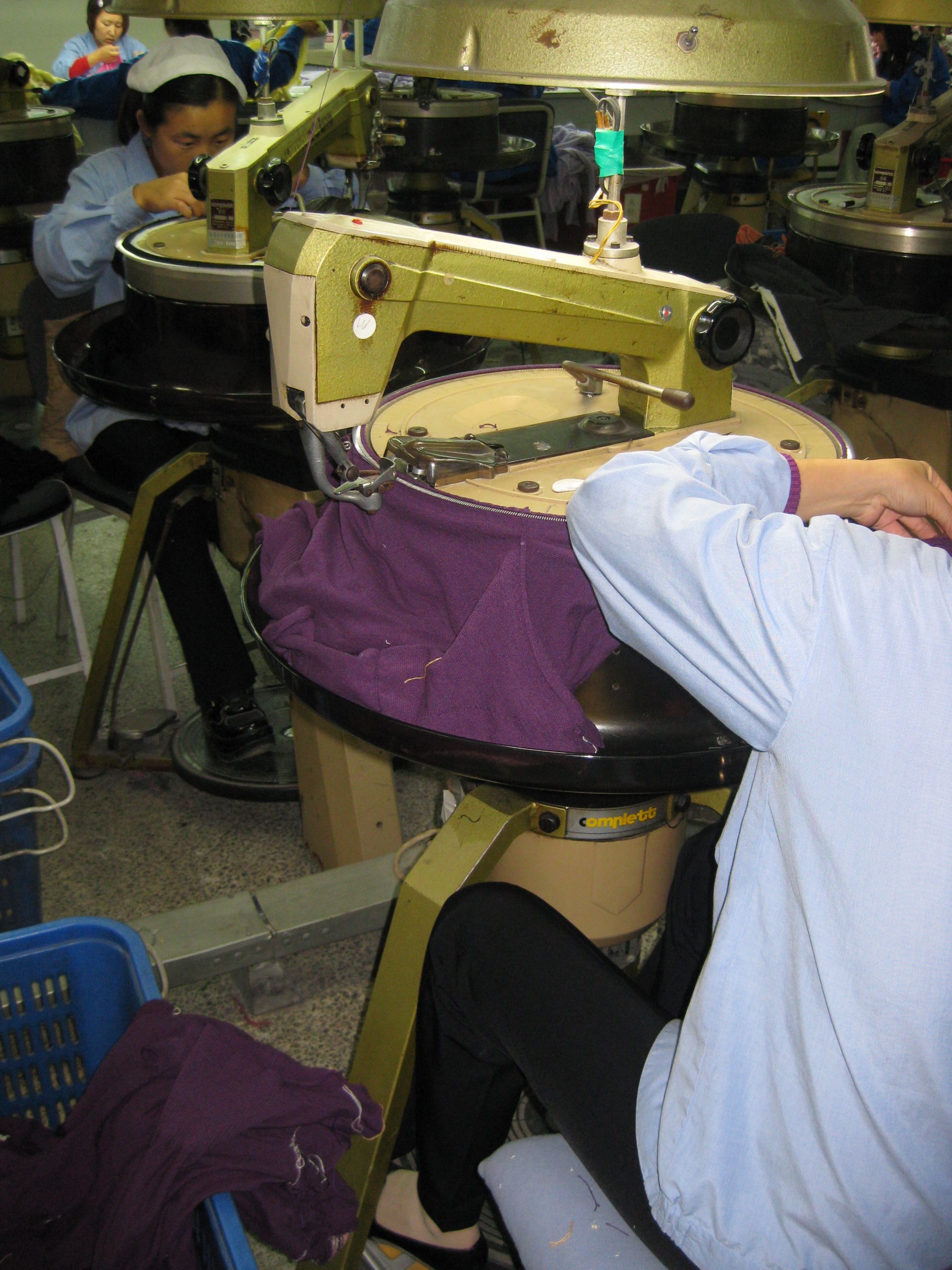 linking machine for cashmere knitwear