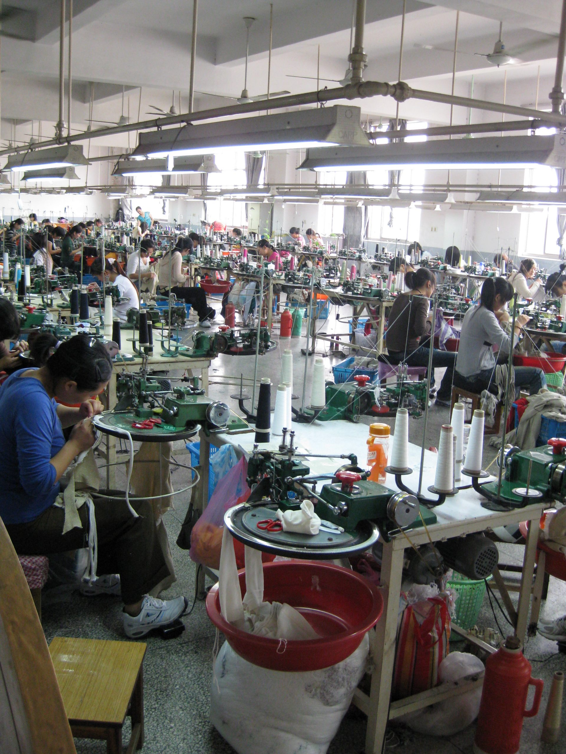 Linking machines for cashmere knitwear linking machines for cashmere knitwear